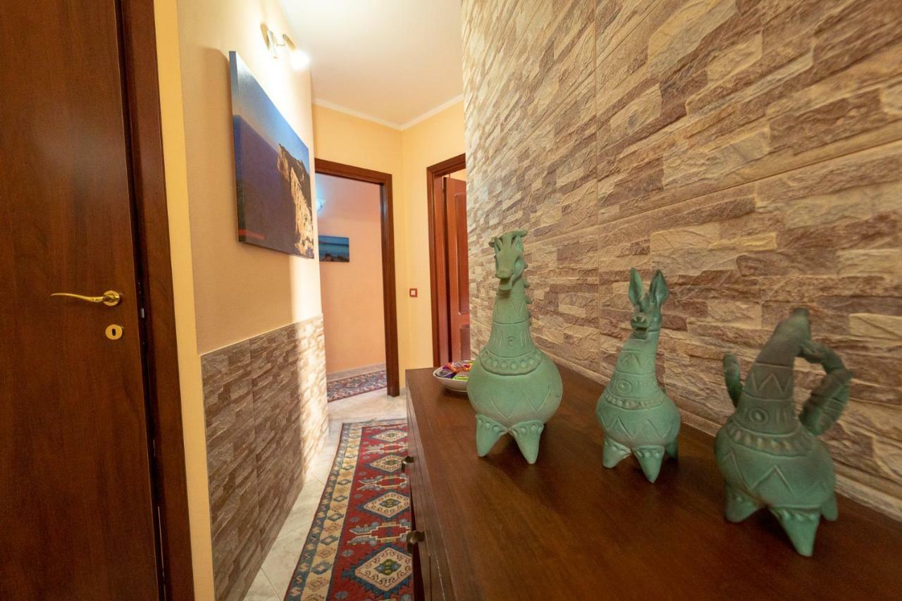 La Rosa - Elegant Rooms Sassari Luaran gambar
