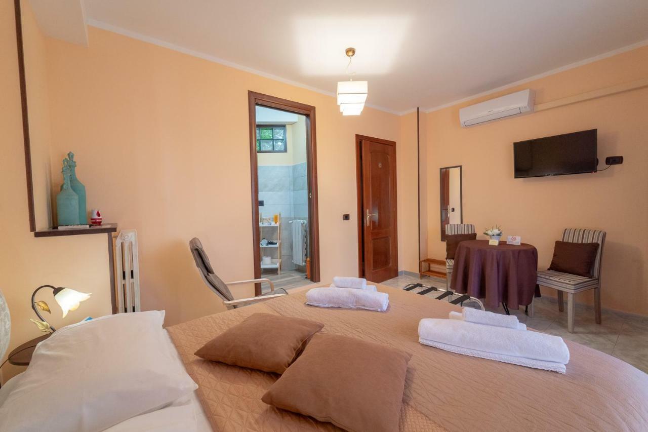 La Rosa - Elegant Rooms Sassari Luaran gambar