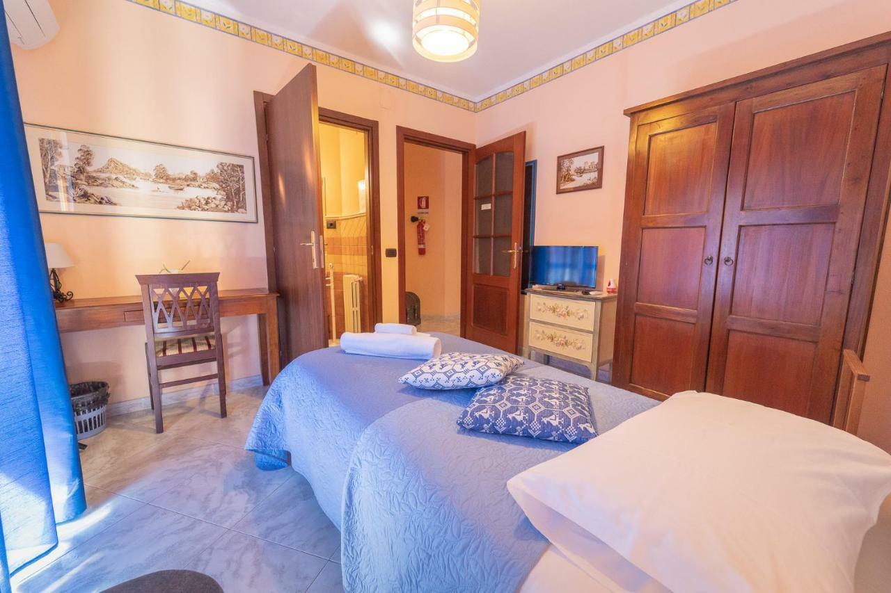 La Rosa - Elegant Rooms Sassari Luaran gambar