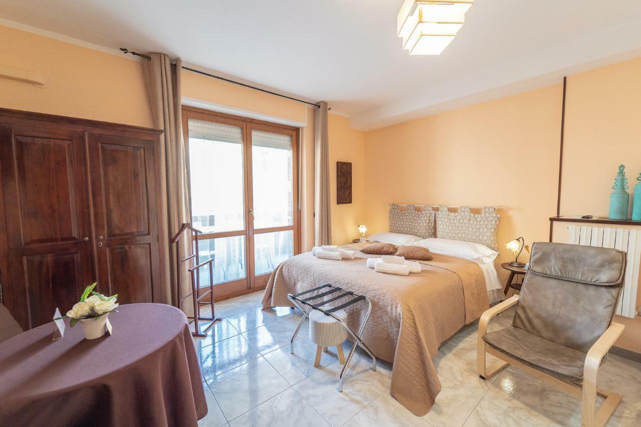 La Rosa - Elegant Rooms Sassari Luaran gambar